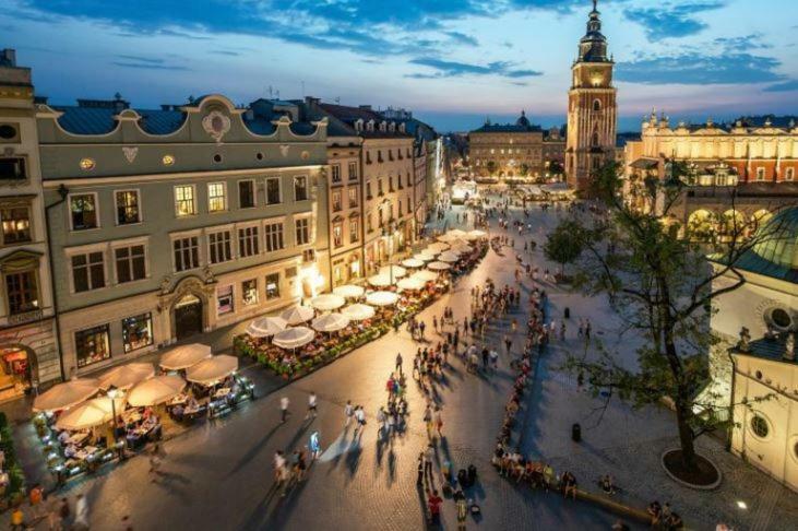 Singer Apartment Old Town Краків Екстер'єр фото