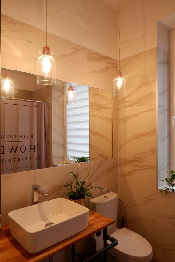 Singer Apartment Old Town Краків Екстер'єр фото